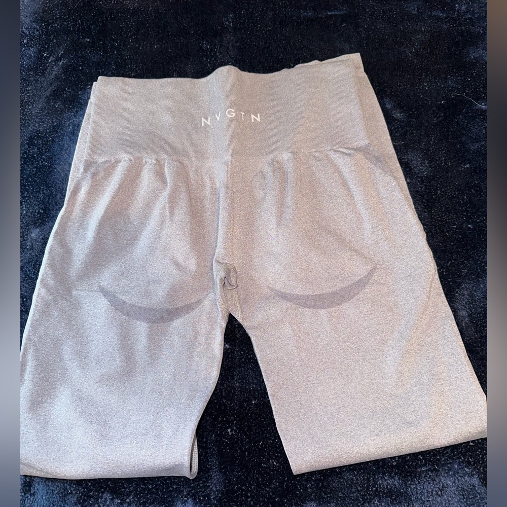 NVGTN SEAMLESS LEGGINGS